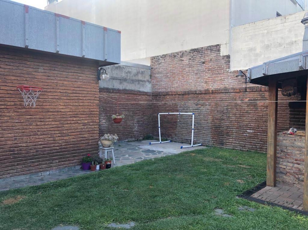 Excelente Casa 4 Ambientes - Billinghurst - San Martín