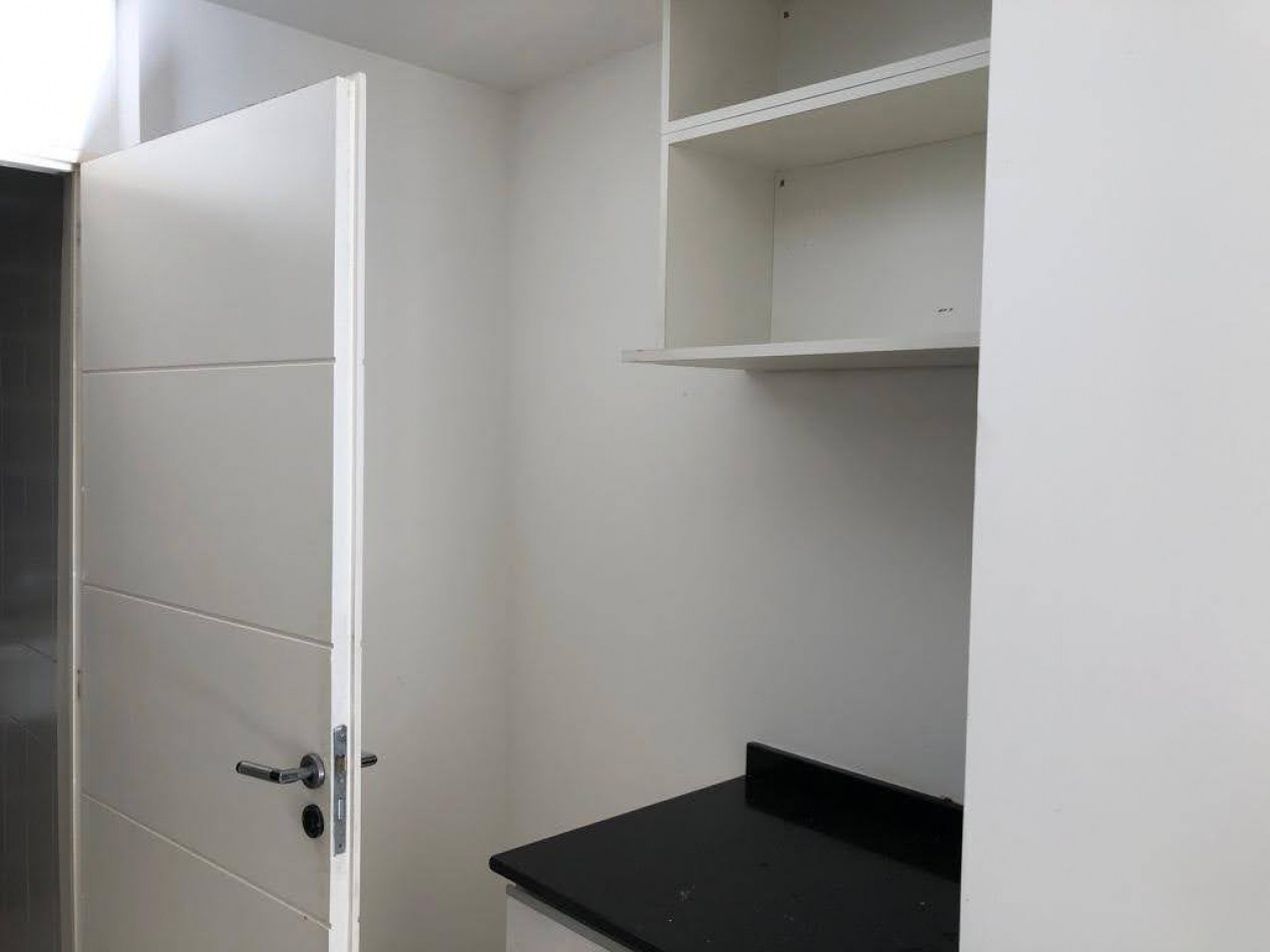 Importante Departamento 3 ambientes - Liniers