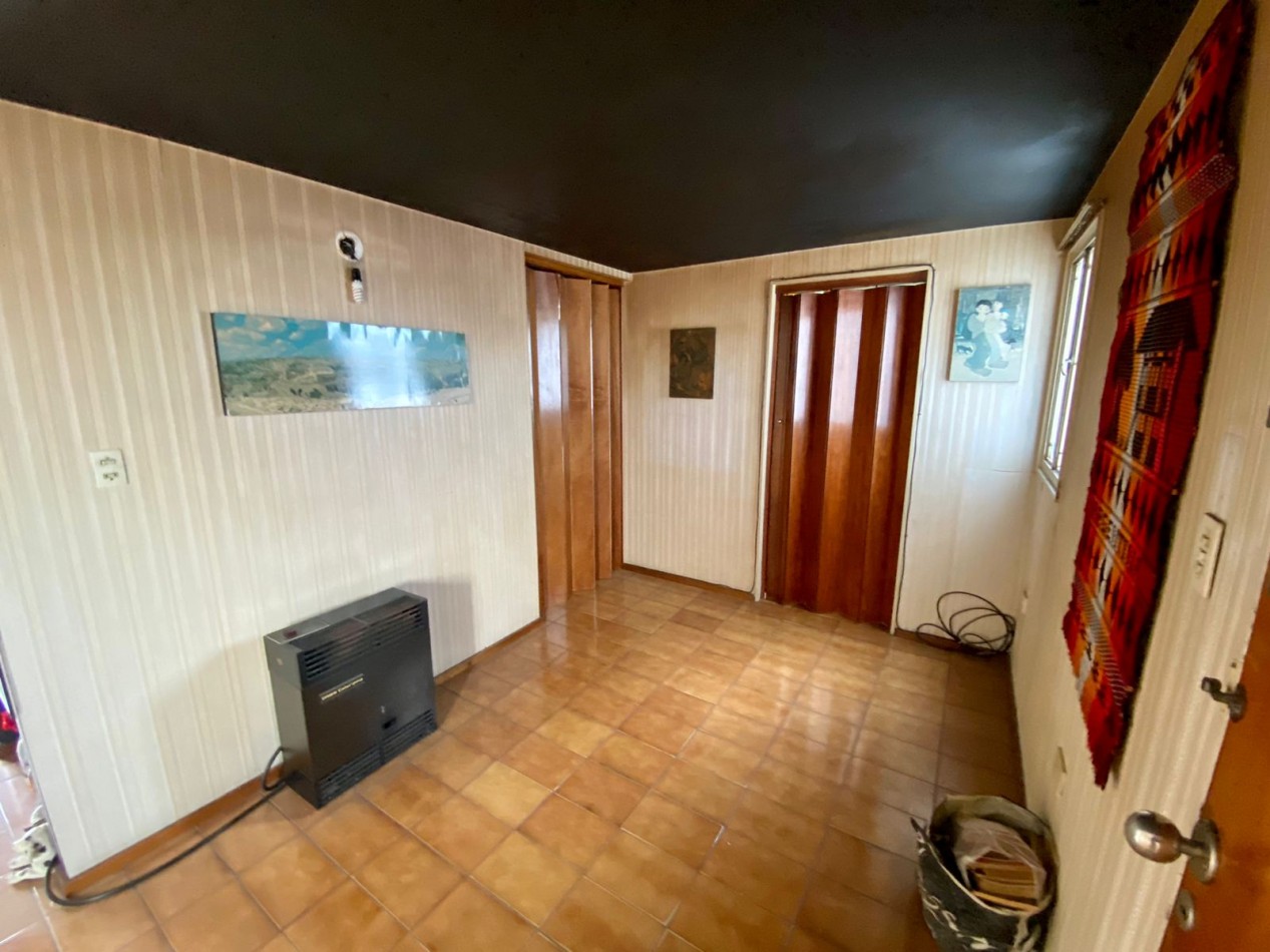 Excelente departamento de 3 ambientes con COCHERA cubierta - Centro San Martin