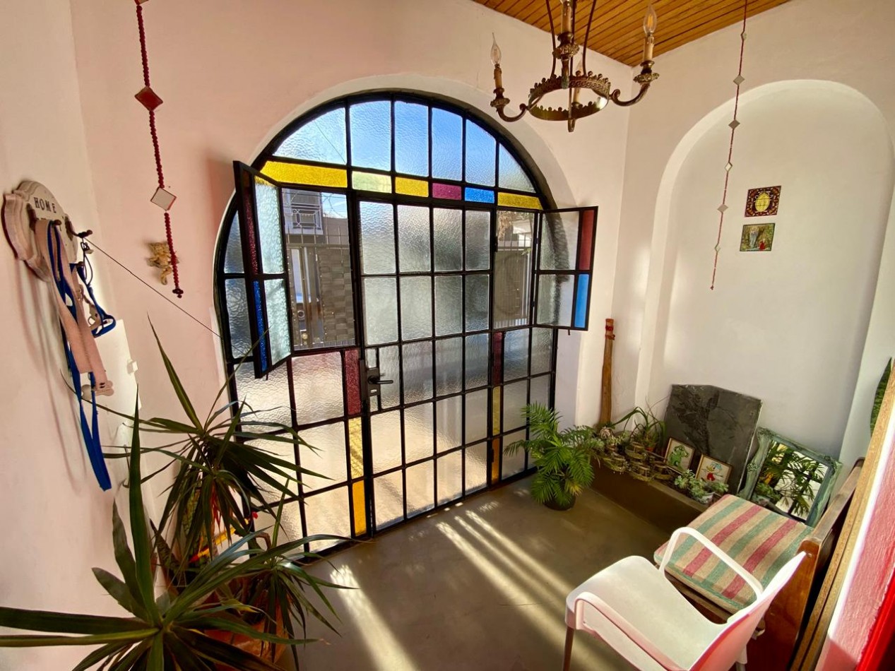 Chalet 4 amb. con Pileta y Cochera  - San Andres