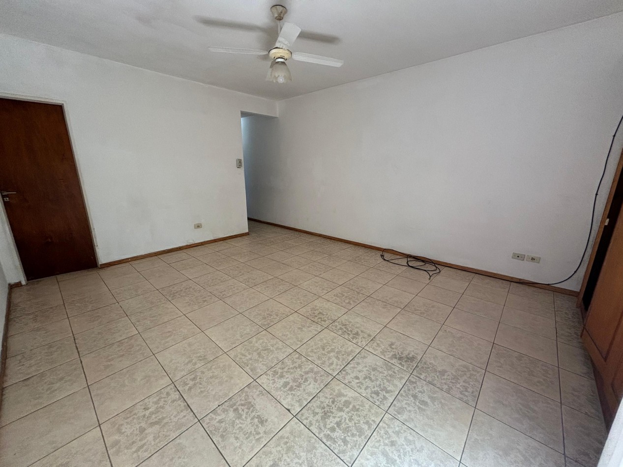 Departamento monoambiente con cocina independiente en venta - San Martin
