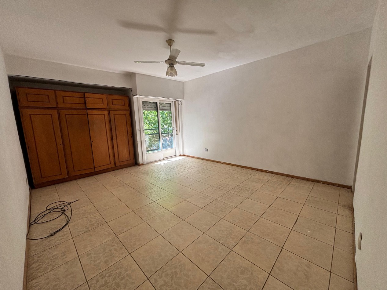 Departamento monoambiente con cocina independiente en venta - San Martin