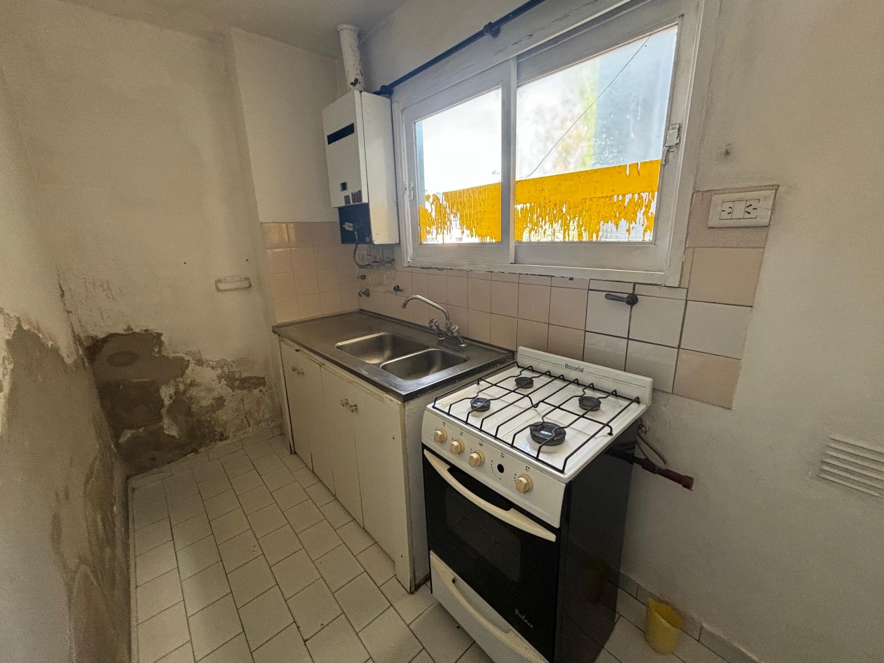 Departamento monoambiente con cocina independiente en venta - San Martin