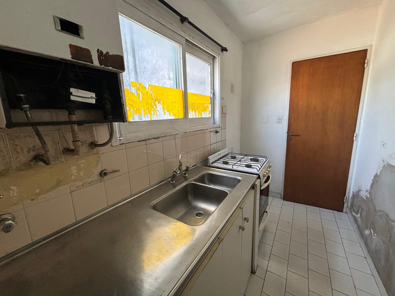 Departamento monoambiente con cocina independiente en venta - San Martin
