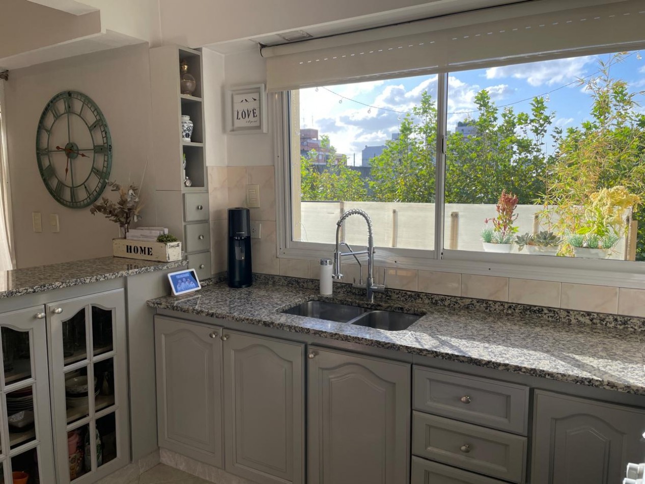 Hermoso departamento 4 ambientes en venta - San Martin centro