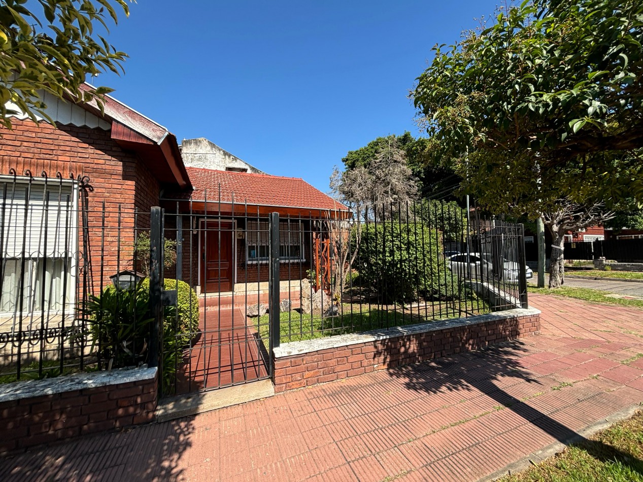 Impecable chalet de 4 ambientes - San Andres