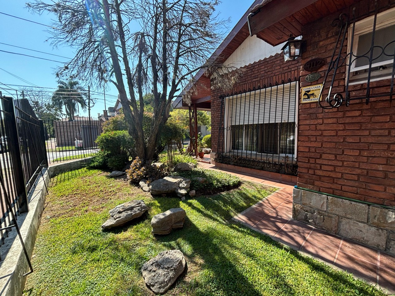 Impecable chalet de 4 ambientes - San Andres