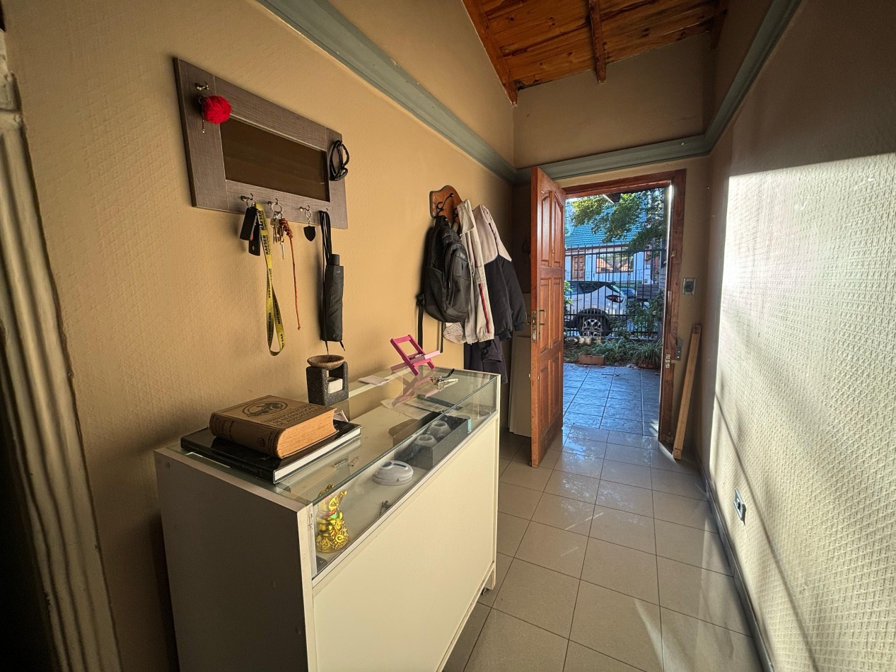 Hermosa casa de 4 ambientes en venta - San Martin