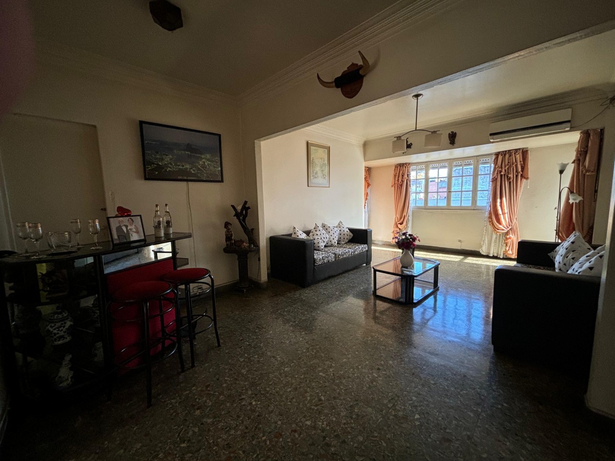 Hermoso departamento de 5 ambientes  - San Martin Centro