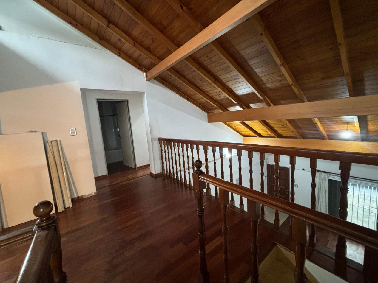 Hermosa casa de 4 ambientes - San Martin centro