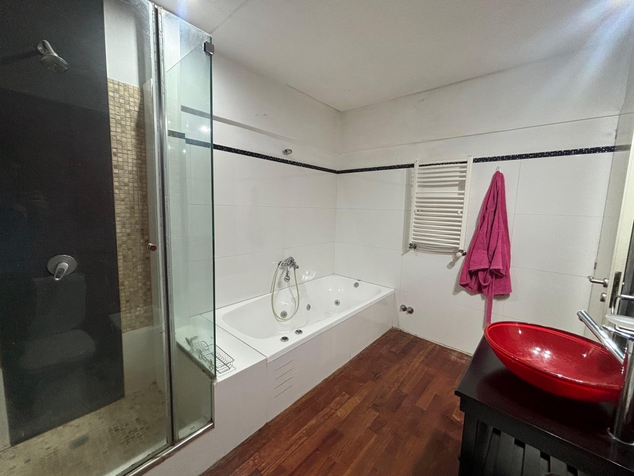 Hermosa casa de 4 ambientes - San Martin centro