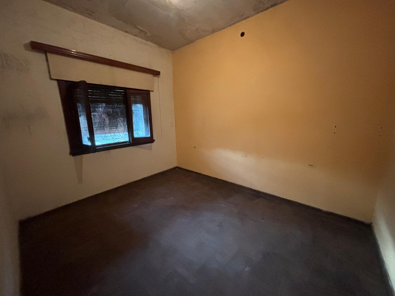 Casa 5 Ambientes + Local - San Andres