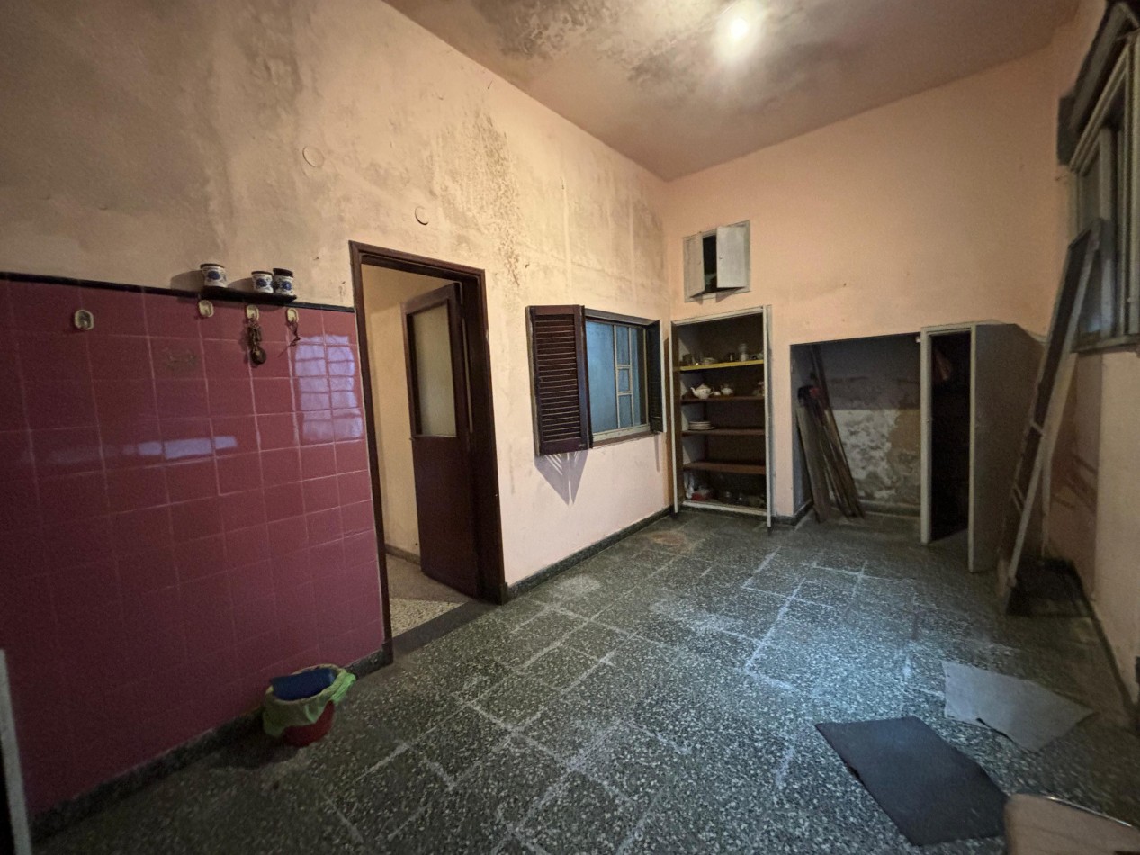 Casa 5 Ambientes + Local - San Andres