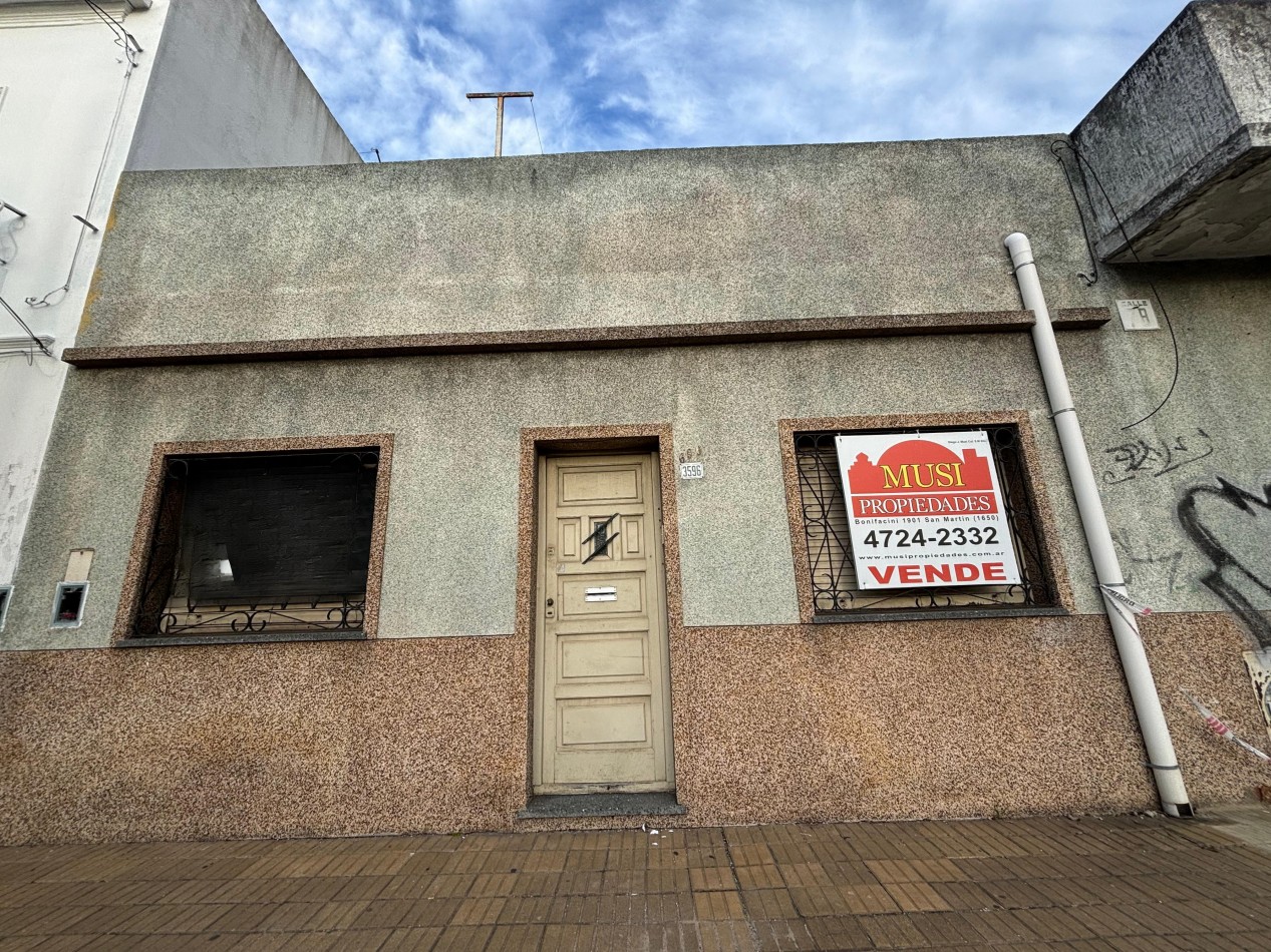 Casa 5 Ambientes + Local - San Andres