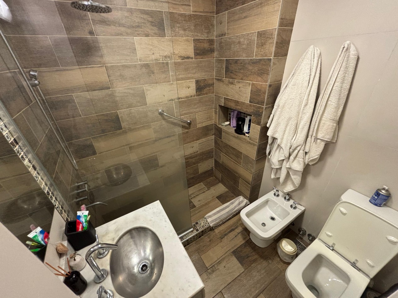 Depto 4 Amb. Dep. de Servicio y Cochera