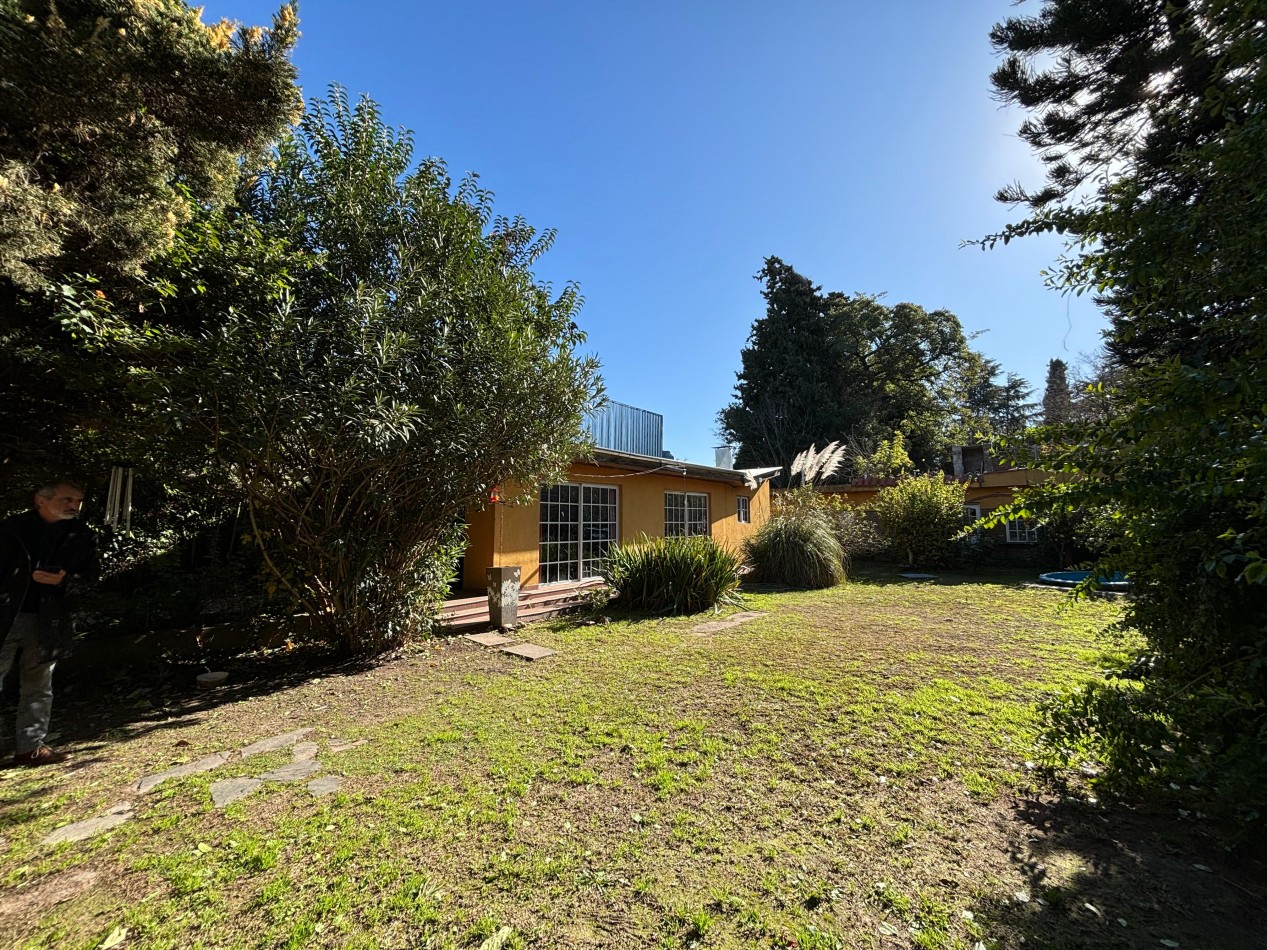 Importante casa en venta - Loma Hermosa