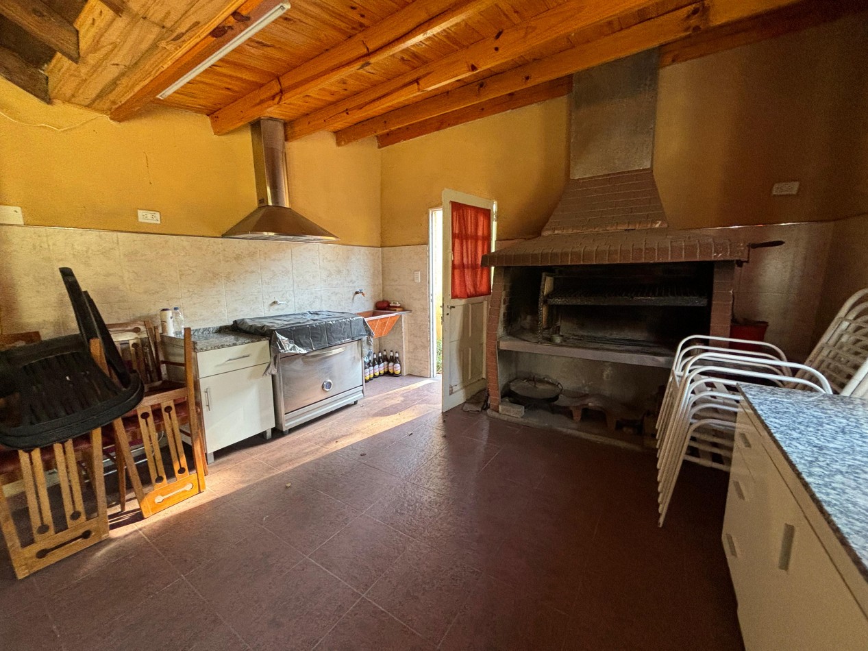 Importante casa en venta - Loma Hermosa