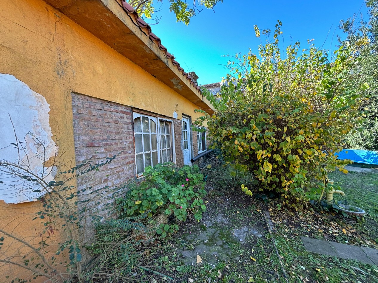 Importante casa en venta - Loma Hermosa