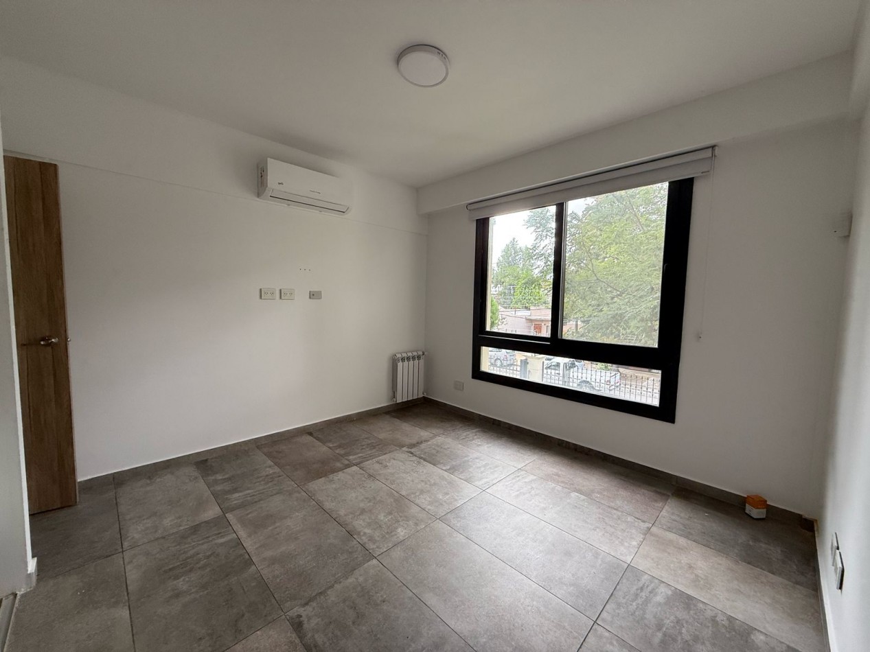 Hermoso depto. 4 ambientes - V. Ballester