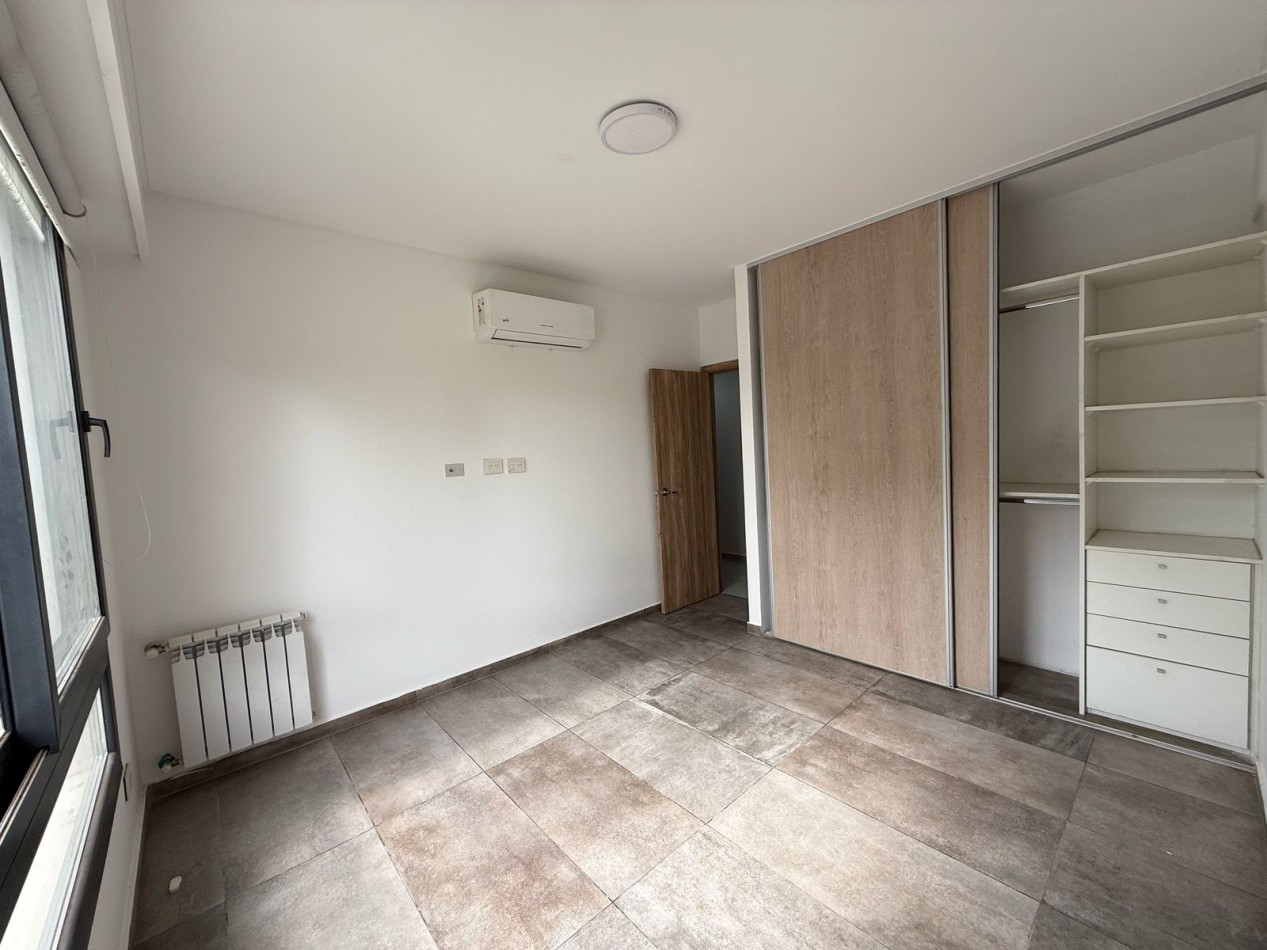 Hermoso depto. 4 ambientes - V. Ballester