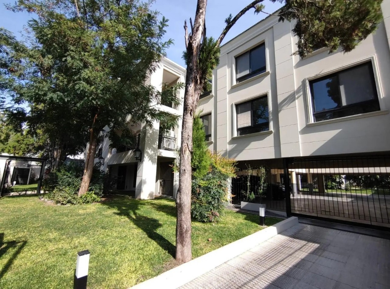 Hermoso depto. 4 ambientes - V. Ballester