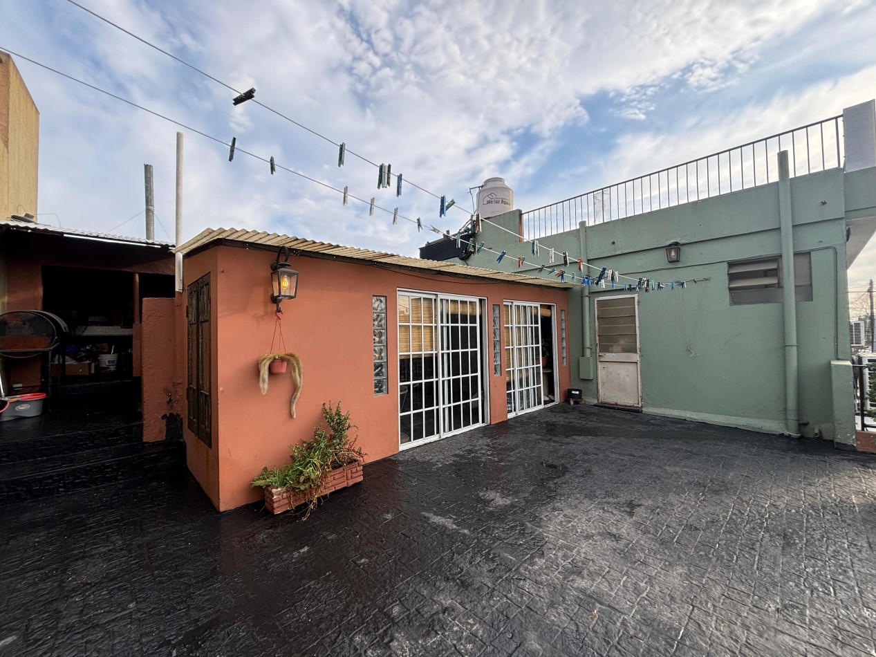 CASA MULTIFAMILIAR EN VENTA - ANTICIPO Y CUOTAS