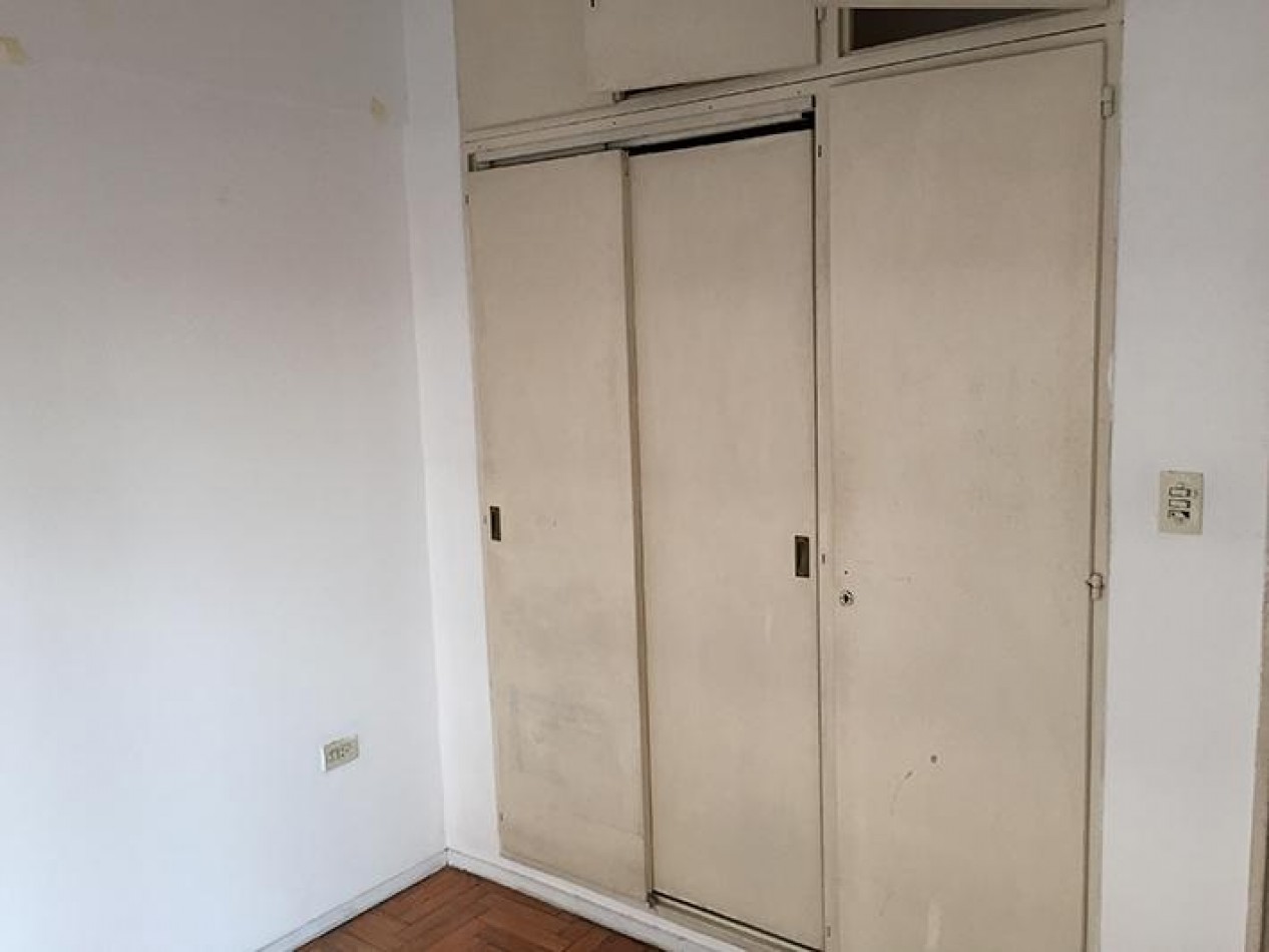 Departamento de 4 ambientes con cochera en alquiler - San Martin centro