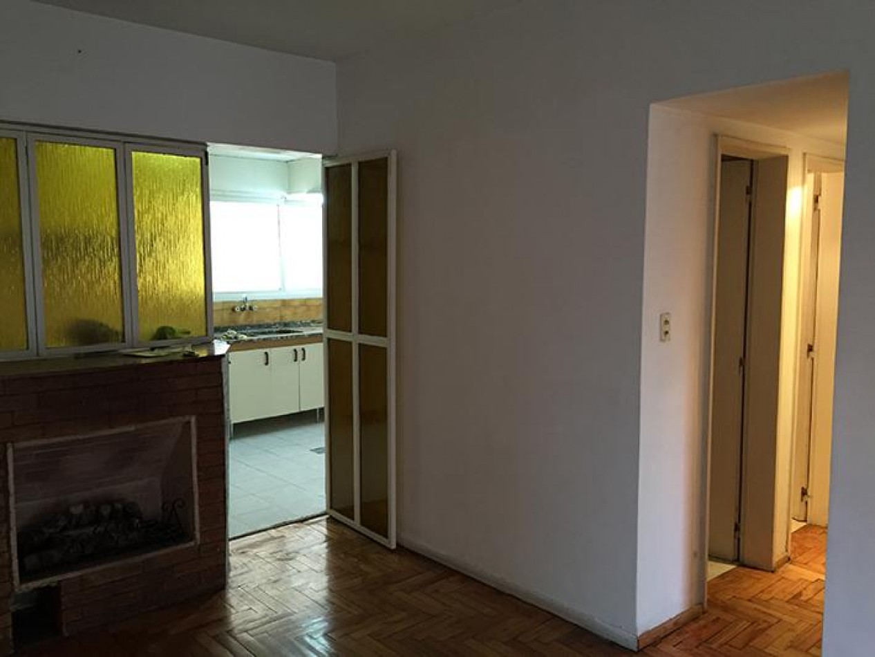 Departamento de 4 ambientes con cochera en alquiler - San Martin centro