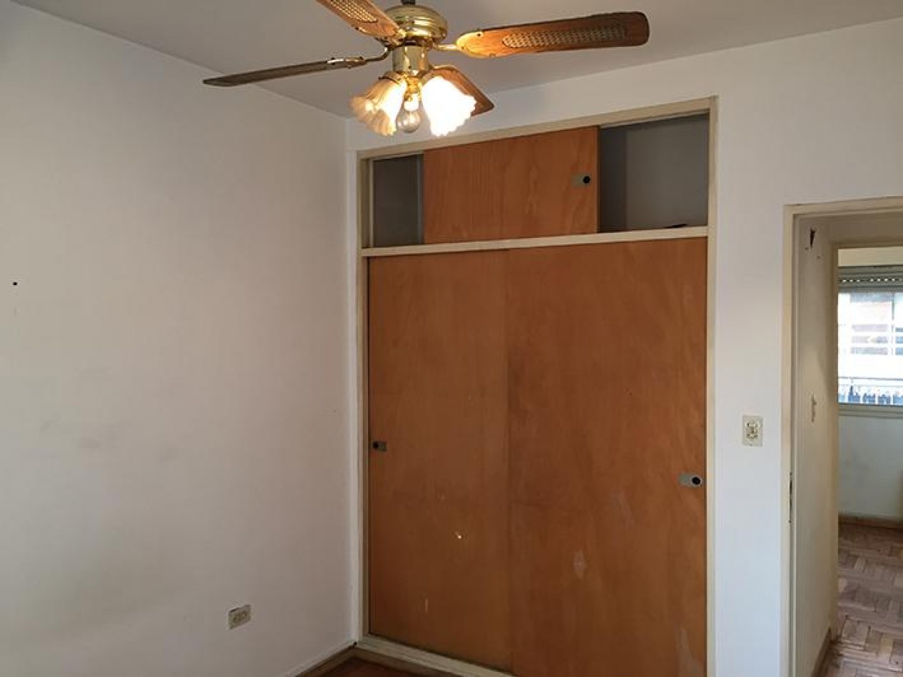 Departamento de 4 ambientes con cochera en alquiler - San Martin centro