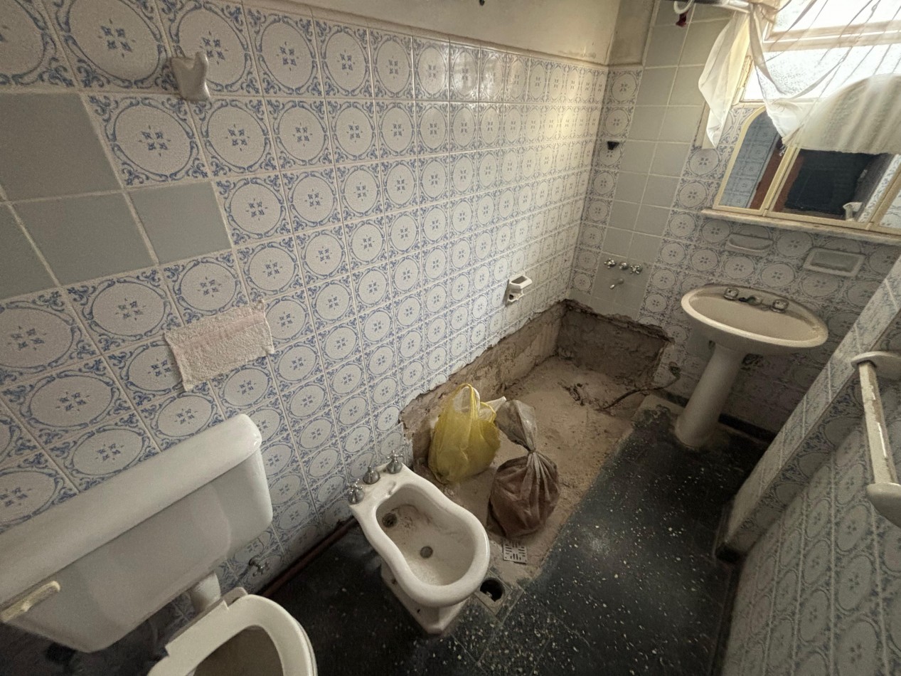 PH de 4 ambientes a reciclar en venta - Villa Maipu