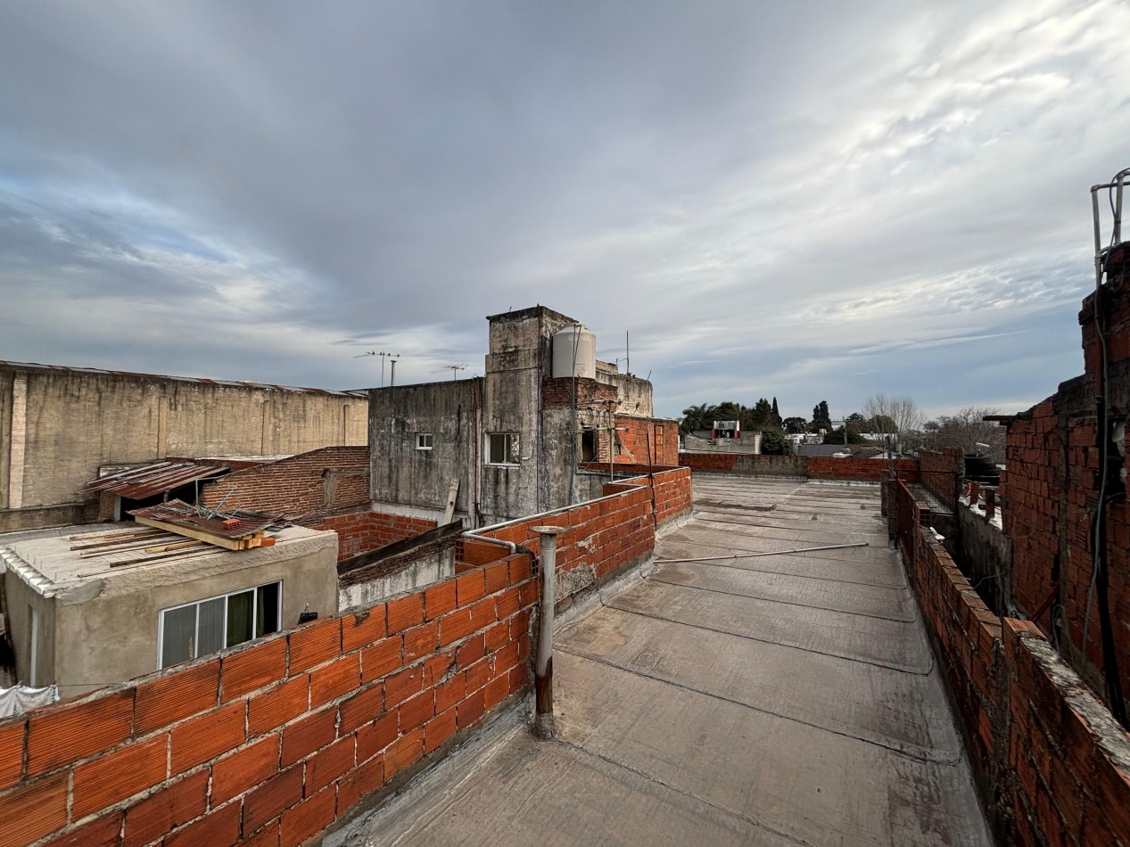 PH de 4 ambientes a reciclar en venta - Villa Maipu