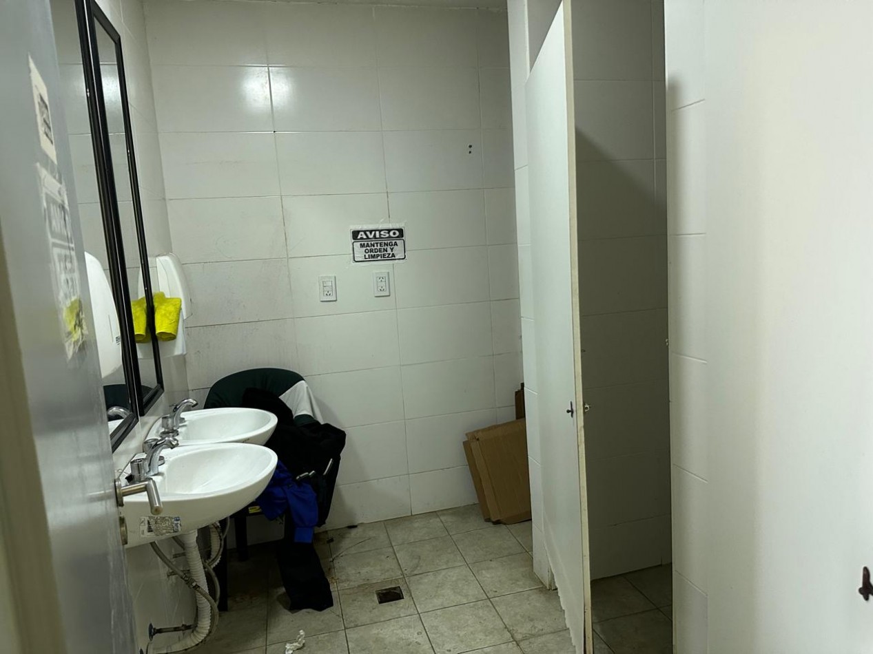 Galpon de dos plantas - Barracas