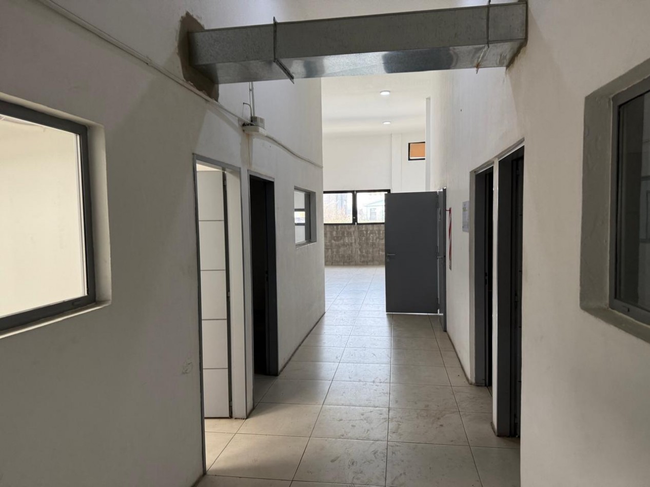 Galpon de dos plantas - Barracas