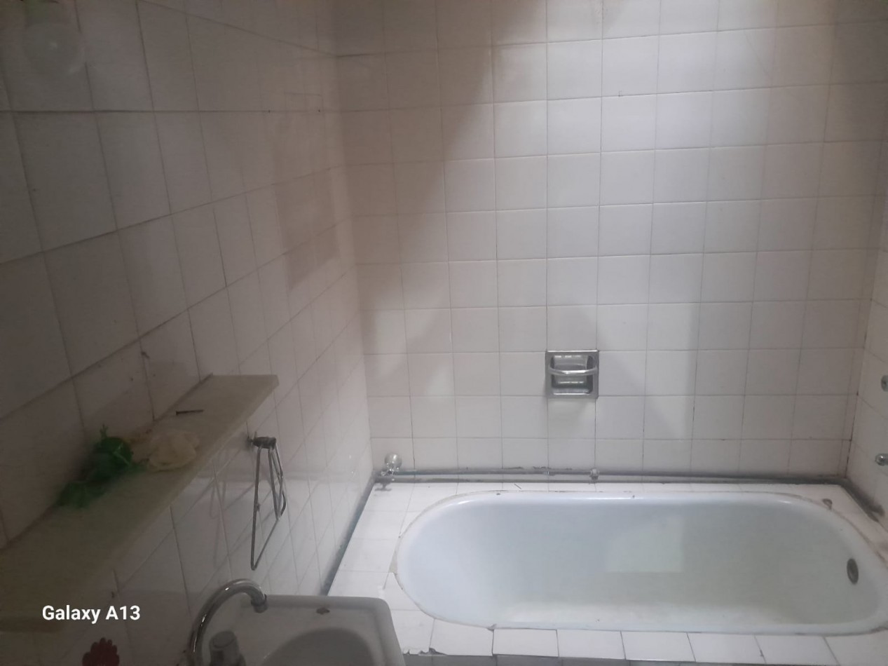 CASA DE 3 AMBIENTES - VILLA LIBERTAD