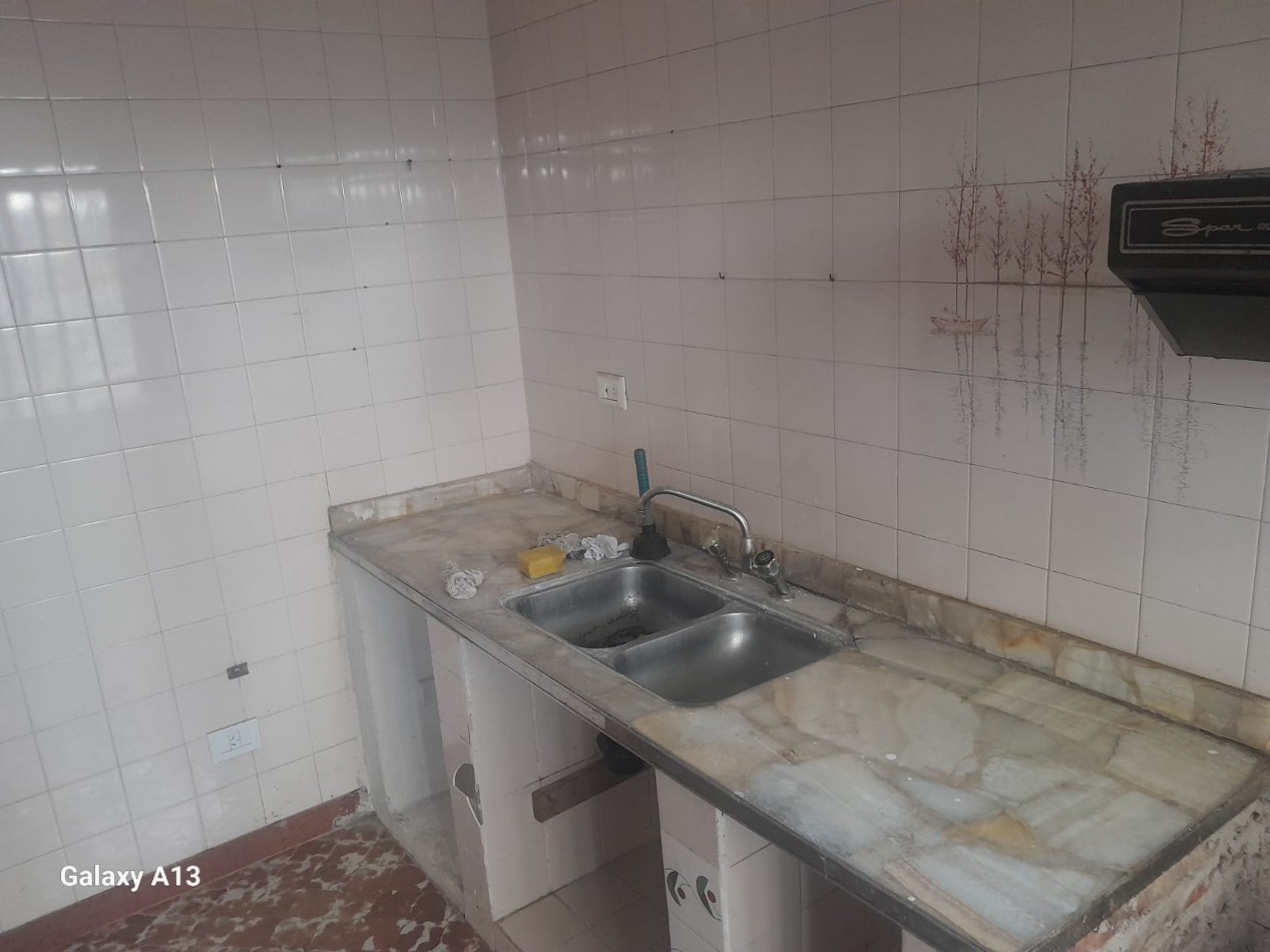 CASA DE 3 AMBIENTES - VILLA LIBERTAD