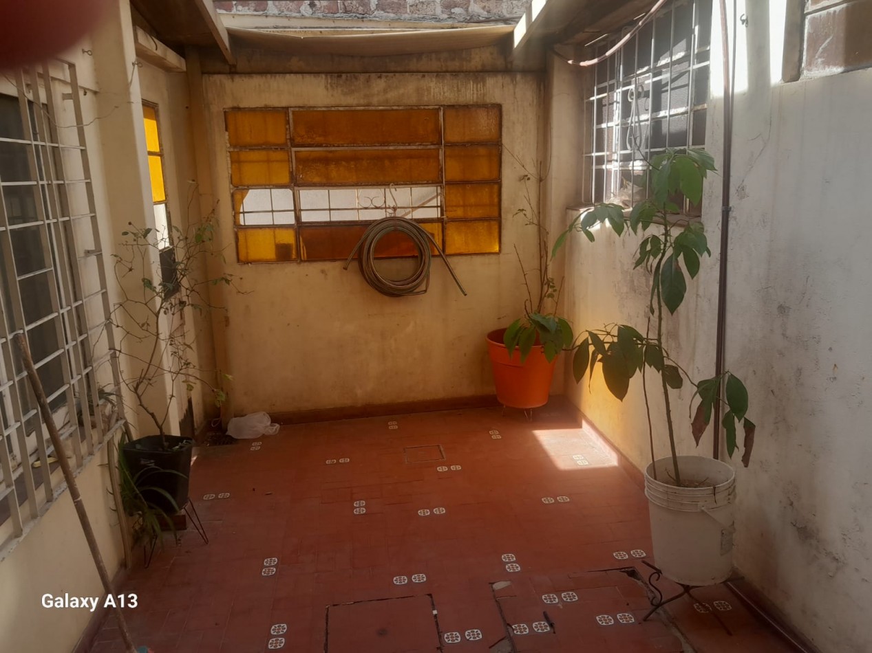 CASA DE 3 AMBIENTES - VILLA LIBERTAD