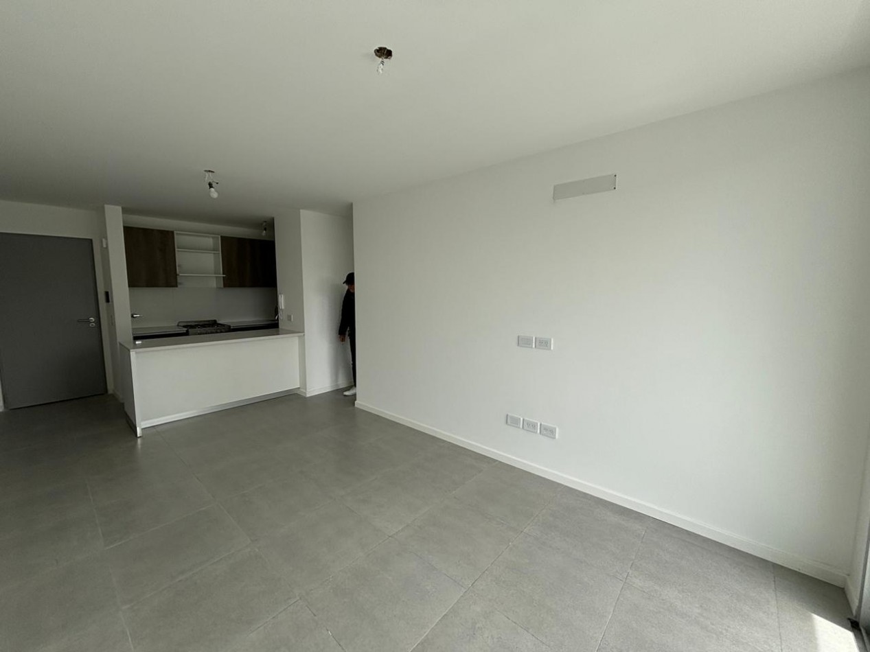 Hermoso departamento de 2 ambientes a estrenar en alquiler - San Martin centro