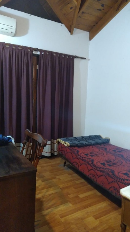 Excelente casa de 5 ambientes en venta - San Martin centro