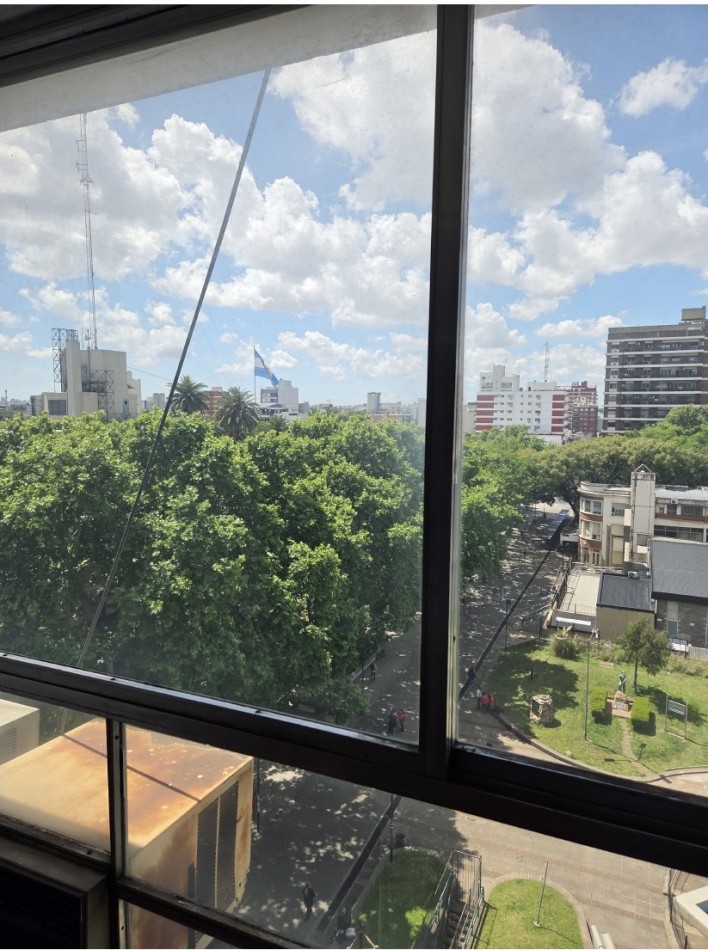 Hermosa oficina de 3 ambientes en alquiler - San Martin centro