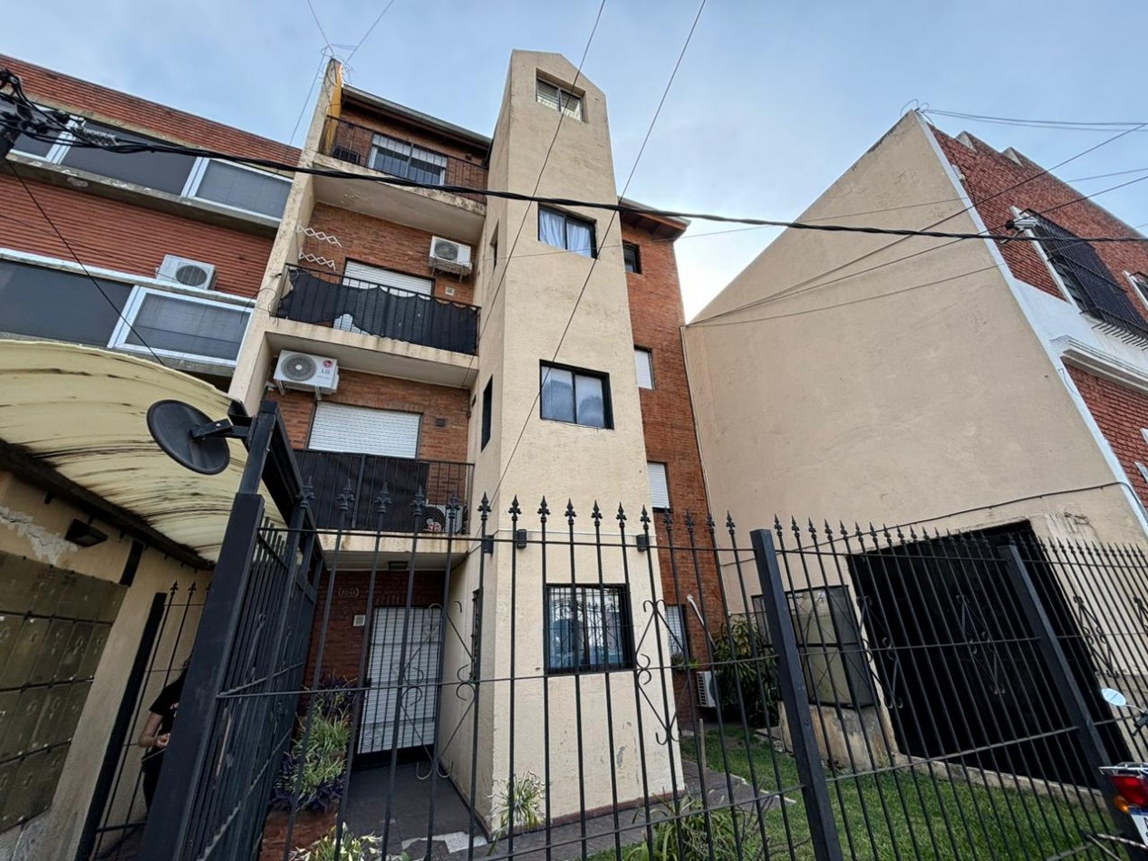 Departamento de 3 ambientes en venta - Villa Lynch