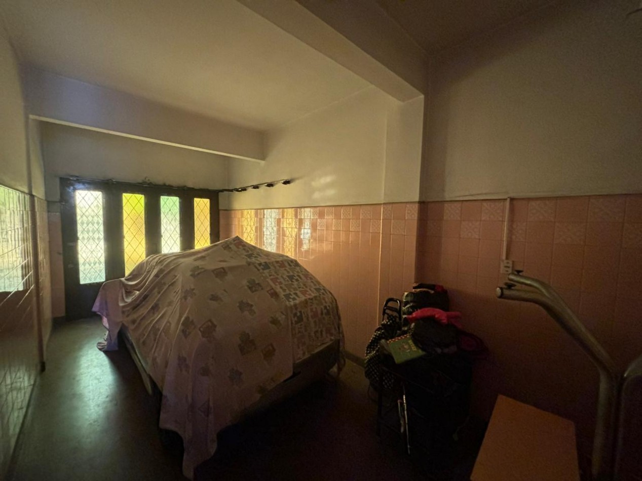 Amplio PH de 5 ambientes en venta - Villa Maipu