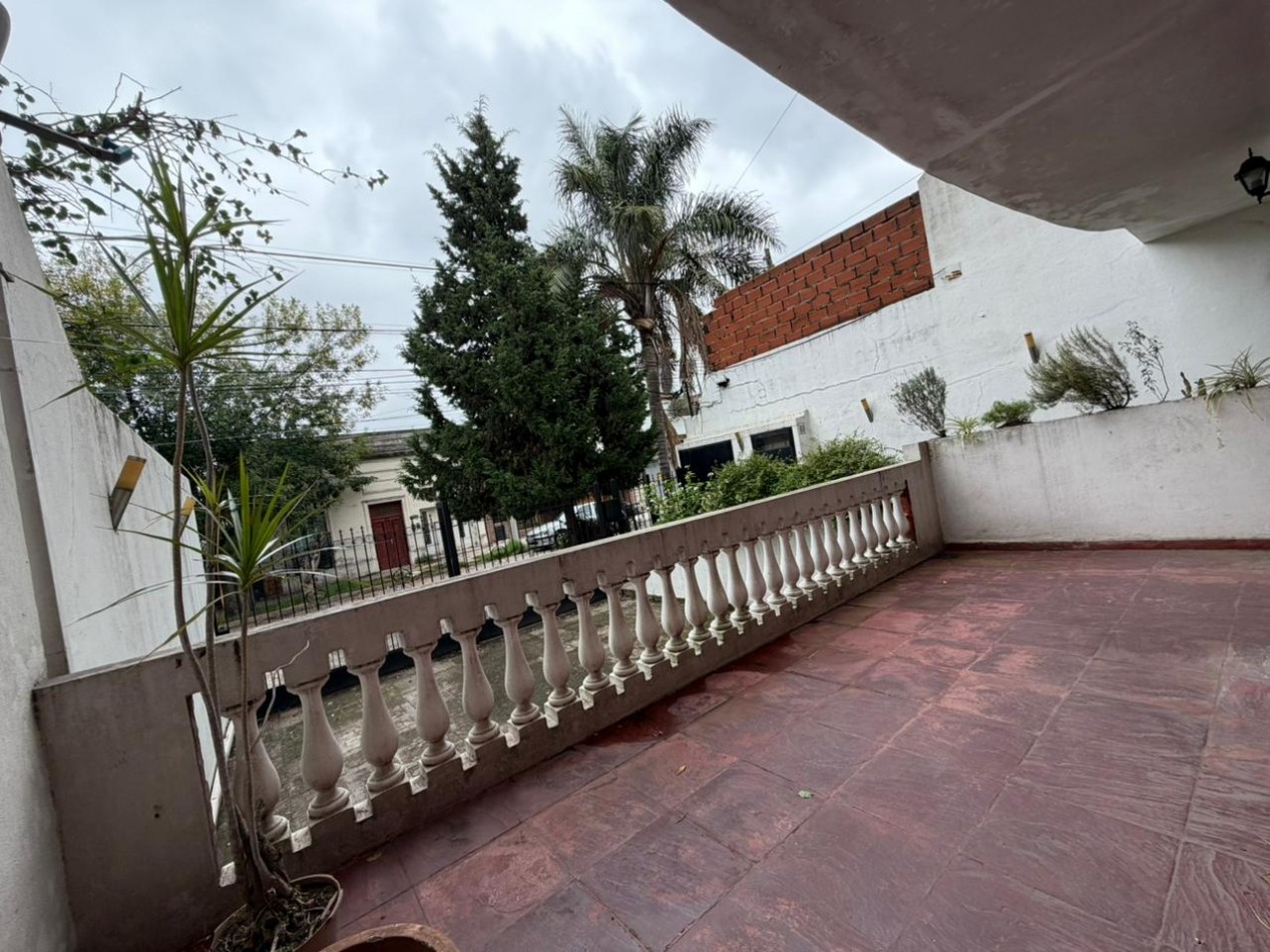 Excelente 2 ambientes con patio en alquiler - San Andres