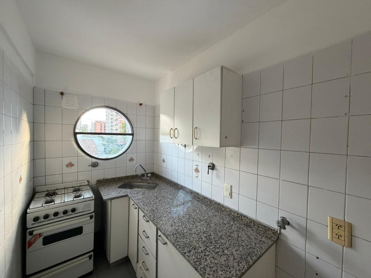 OPORTUNIDAD Excelente Monoambiente dividido en venta - San Martin centro