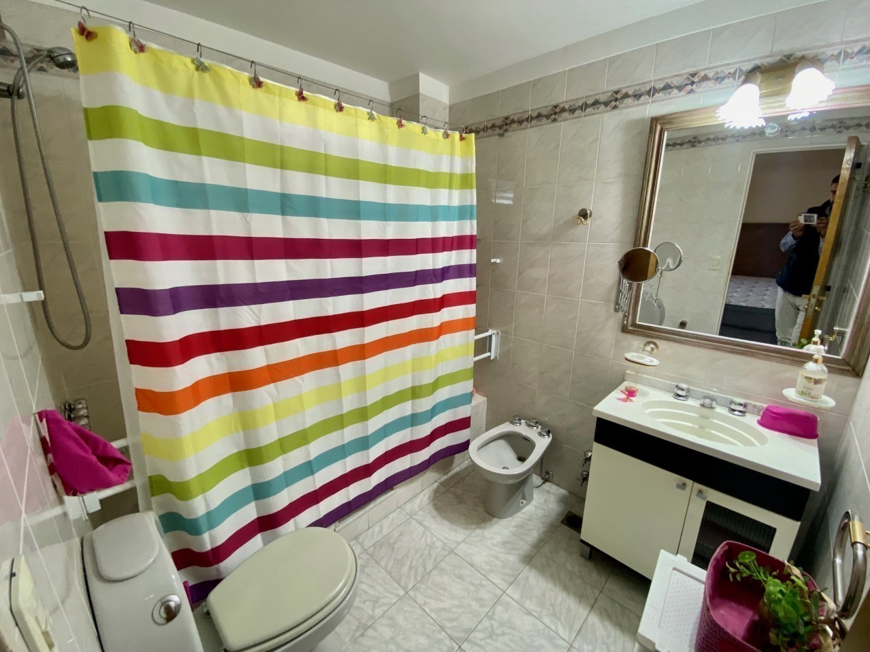 Amplio 3 Ambientes amoblado + COCHERA  - Centro San Martin. 