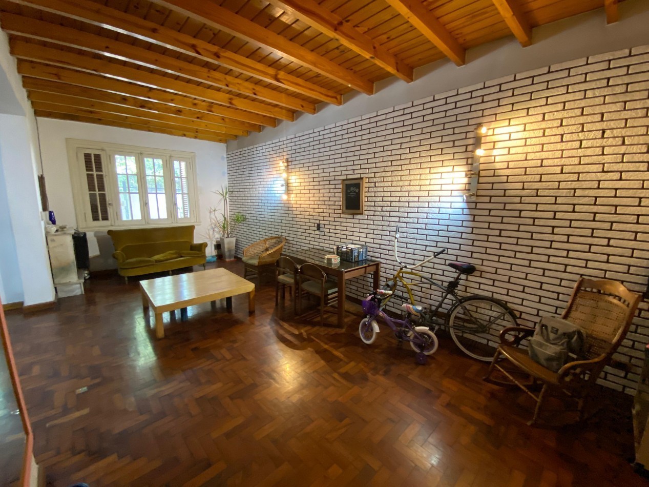 Casa 5 ambientes  - San Martin Centro