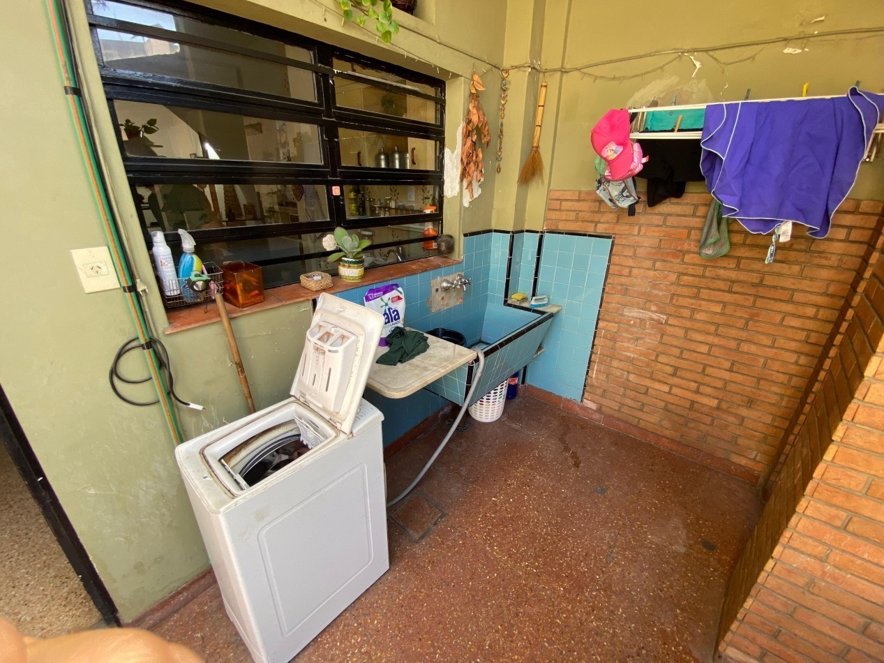 Casa 5 ambientes  - San Martin Centro