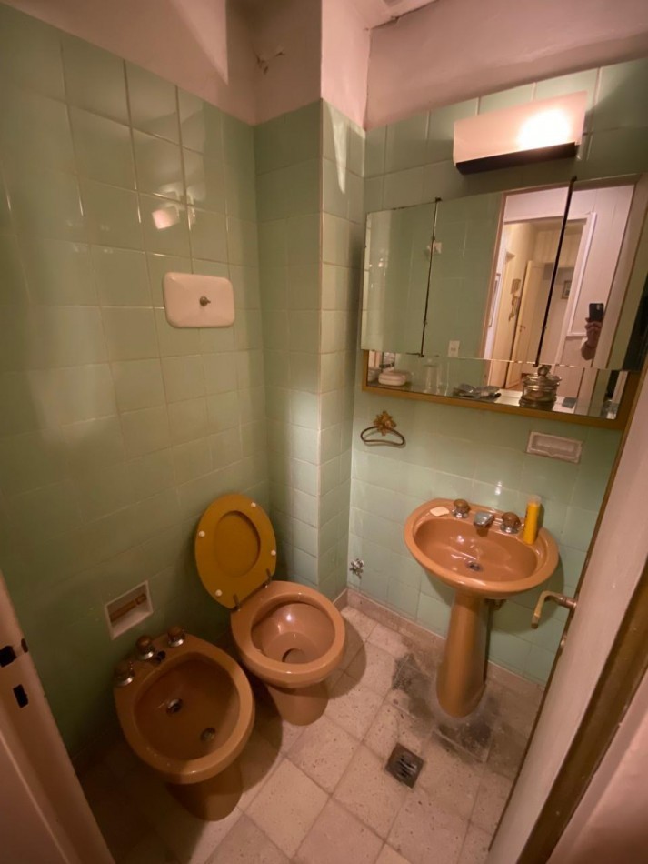 Departamento ideal para estudio o centro educativo. 