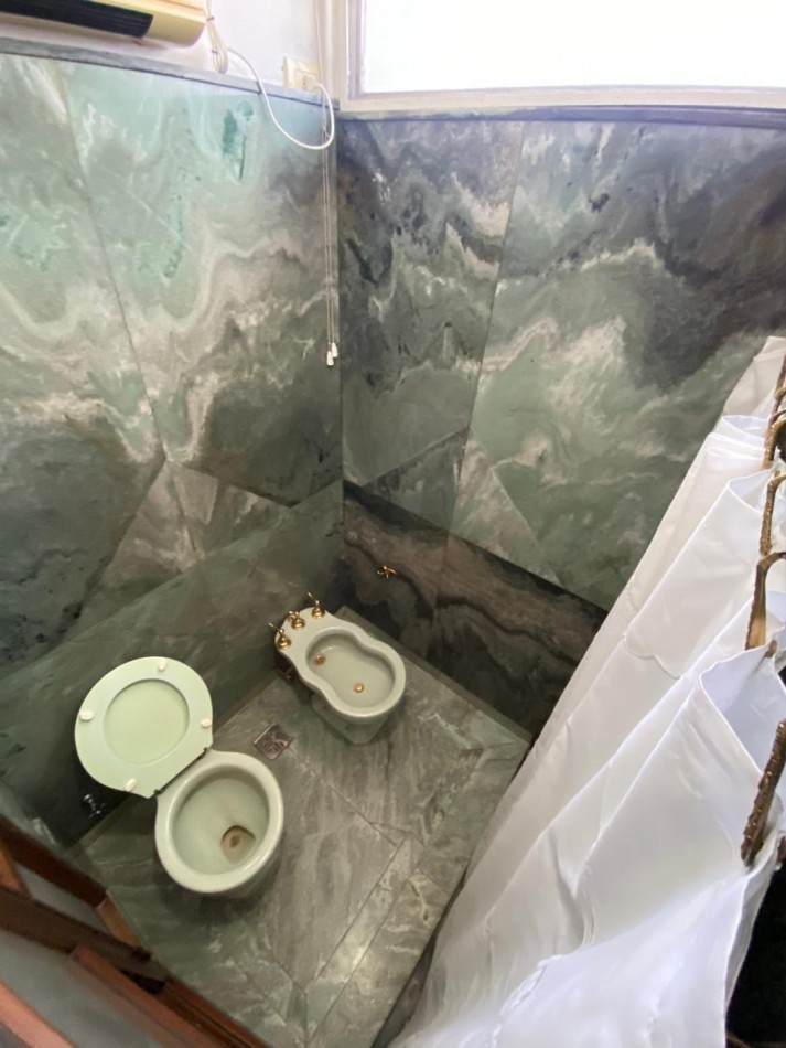 Departamento ideal para estudio o centro educativo. 