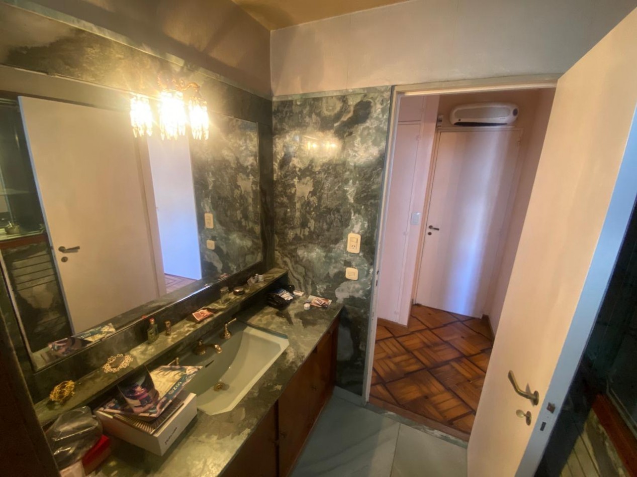 Departamento ideal para estudio o centro educativo. 