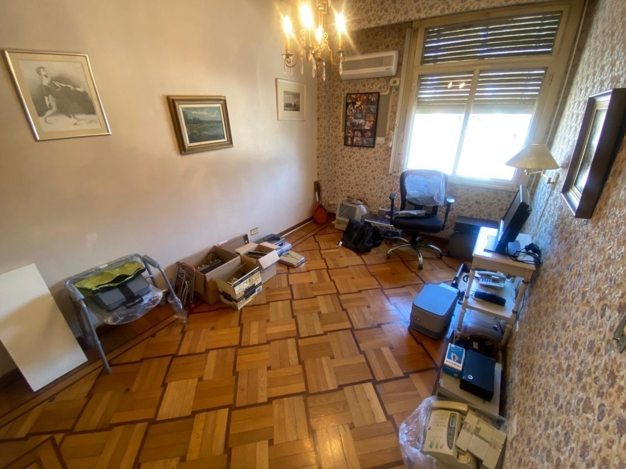 Departamento ideal para estudio o centro educativo. 